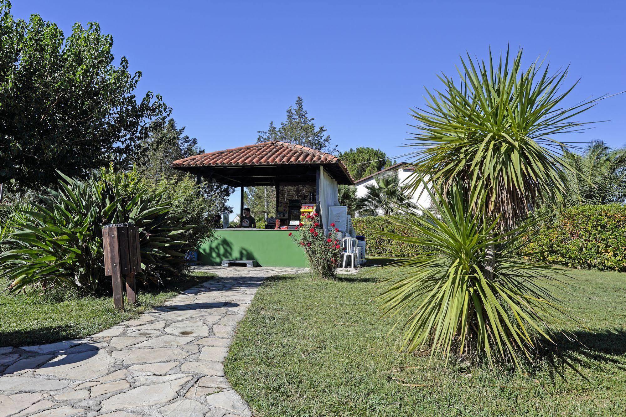 Agriturismo Tenute Pollara Roccamena Exterior photo