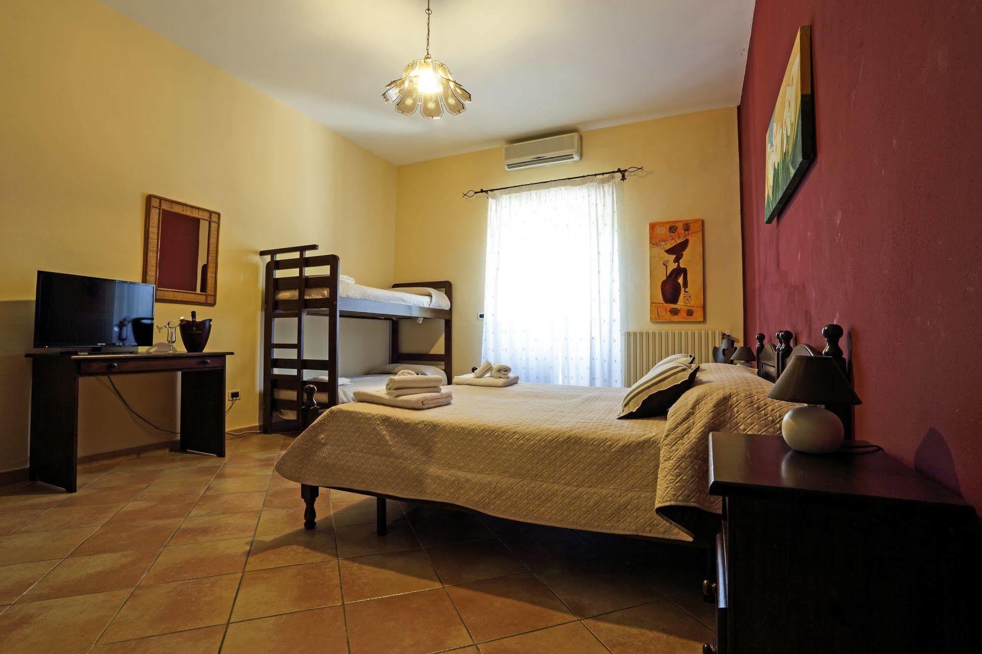 Agriturismo Tenute Pollara Roccamena Exterior photo